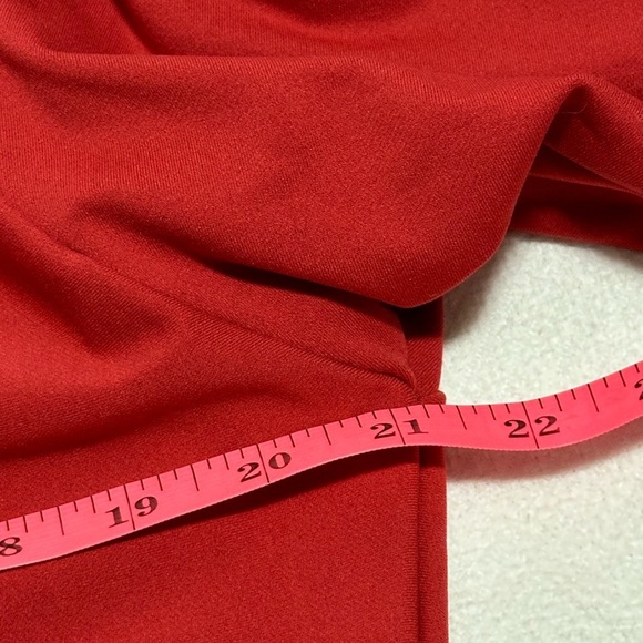 Under Armour heat gear shirt. Size 3XL. Almost new! - Picture 3 of 5